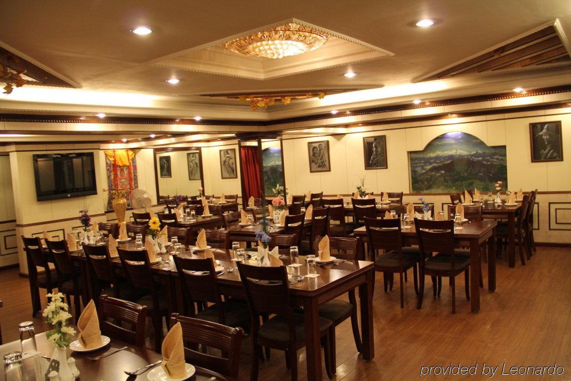 R.J.Resorts Dardżyling Restauracja zdjęcie