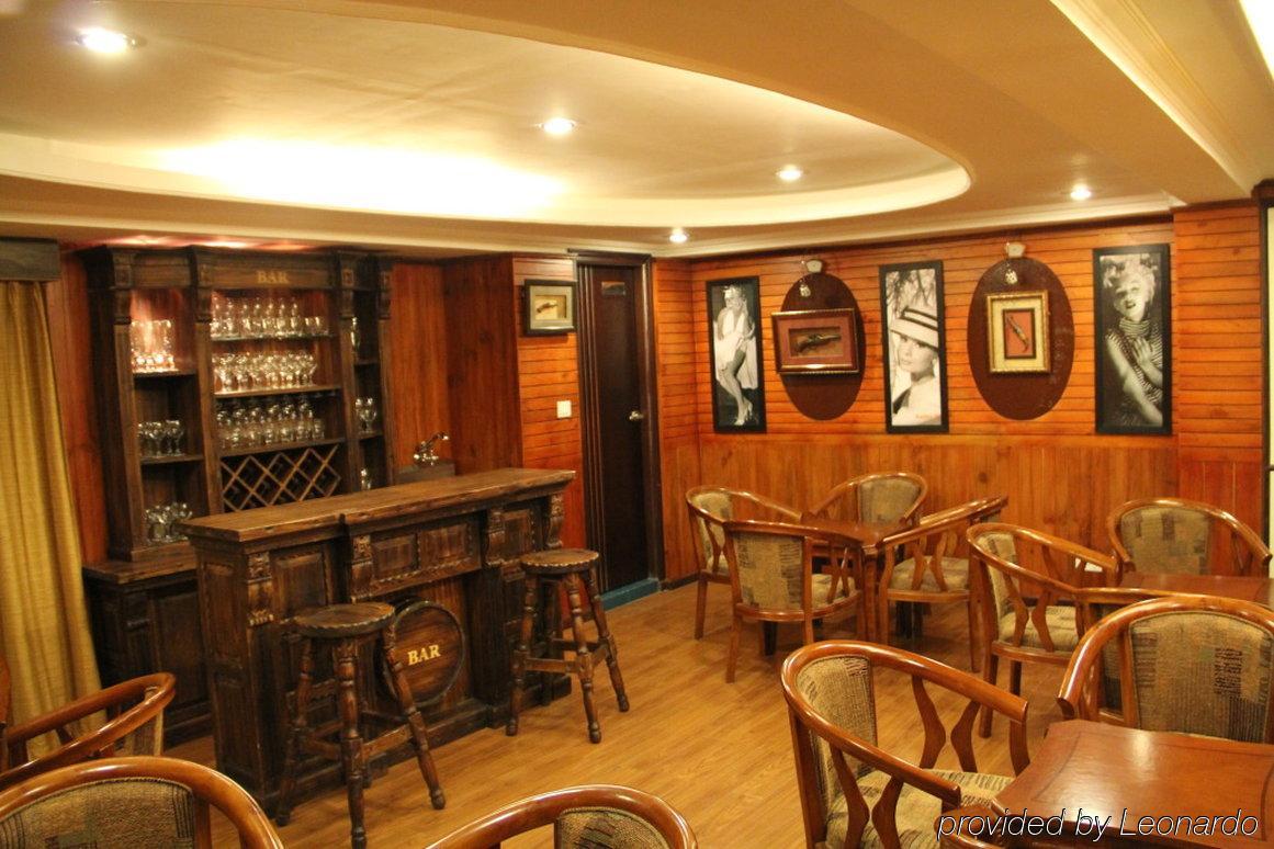 R.J.Resorts Dardżyling Restauracja zdjęcie