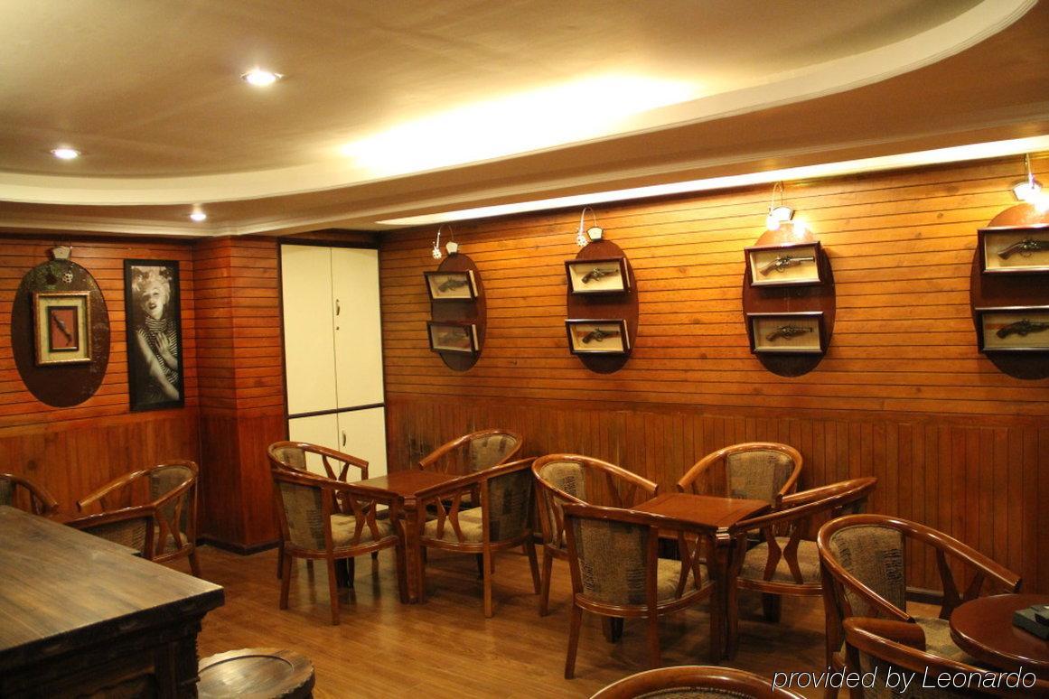 R.J.Resorts Dardżyling Restauracja zdjęcie